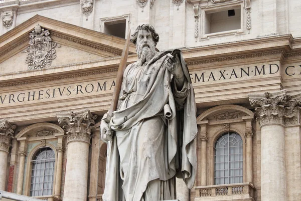 Staty av Sankt paul aposteln — Stockfoto