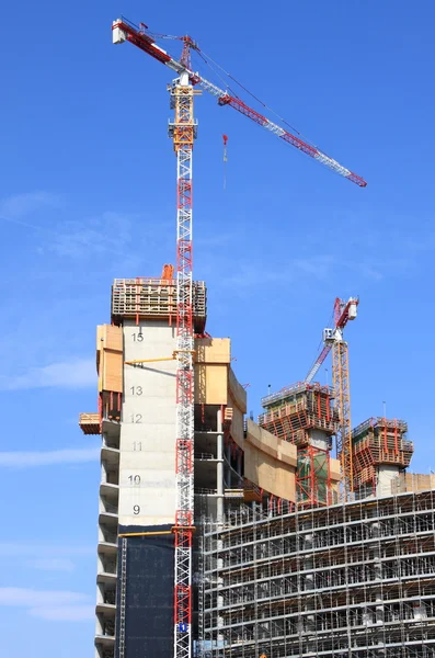 Byggande av en skyskrapa — Stockfoto