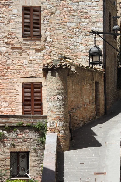 Az Assisi középkori sarkában — Stock Fotó