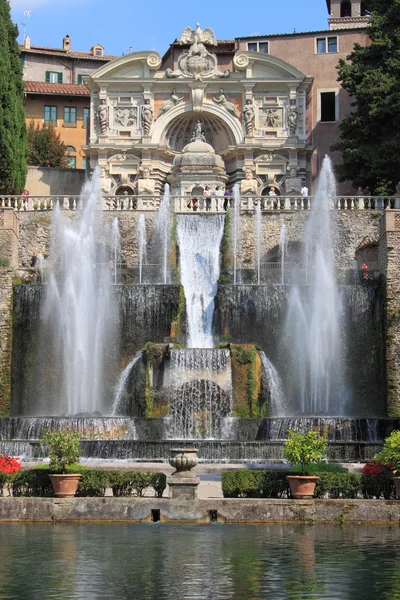 Neptunbrunnen in der Villa d 'este — Stockfoto