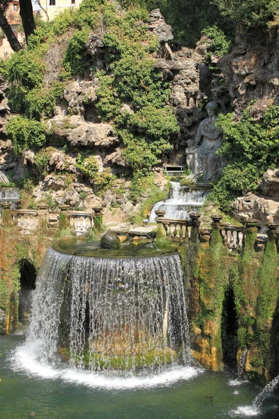 Ovale fontein in villa d'este — Stockfoto