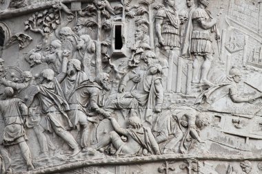 Roma'da Trajan sütunu