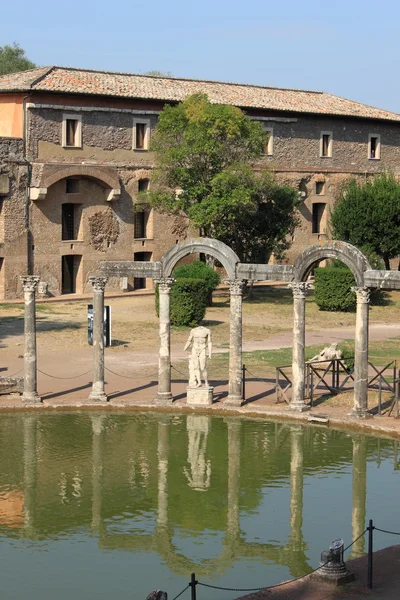 Canopus i Hadrianus villa — Stockfoto