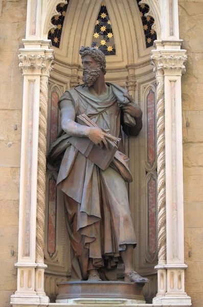 Staty av Sankt lucas — Stockfoto