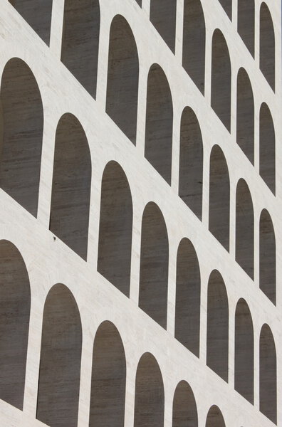 Арки квадратного Колизея
