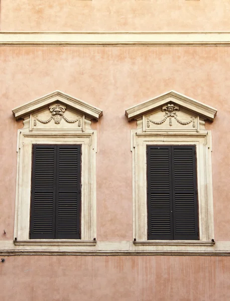 文艺复兴时期的 windows — 图库照片