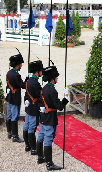 Премія, даючи церемонії на площі Пьяцца-ді-Сієна 2010 — стокове фото