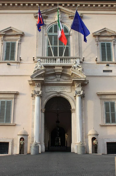 Entrance of Quirinale Palace — Stock Photo, Image