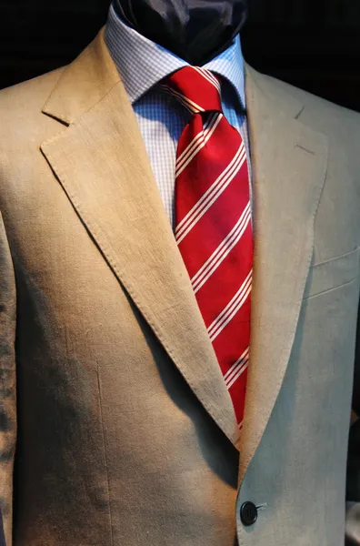 Şık erkek takım elbise — Stok fotoğraf