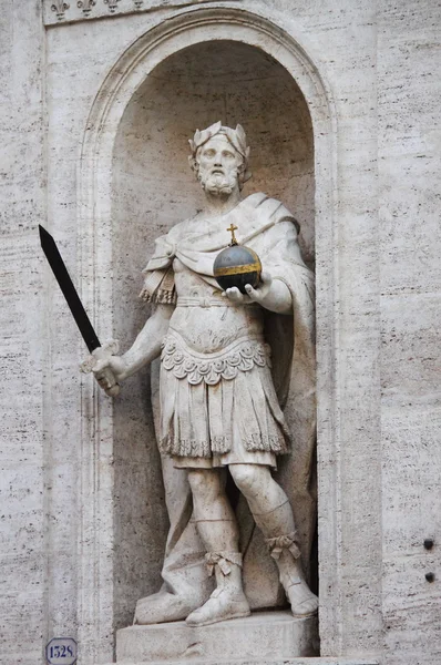 Statue of Charlemagne — Stock Photo, Image