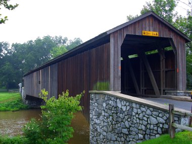 Covered bridge clipart