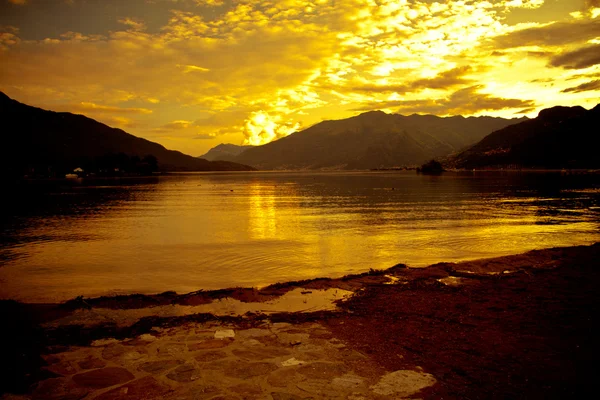 Pôr do sol no Lago Como — Fotografia de Stock