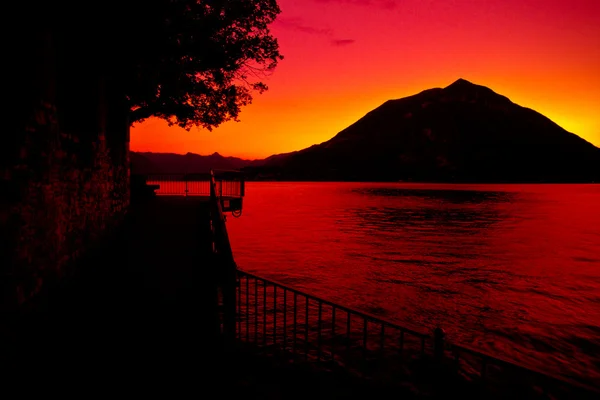 Pôr do sol no Lago Como — Fotografia de Stock