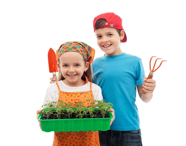 Ευτυχής άνοιξη κηπουρικής παιδιά — Φωτογραφία Αρχείου