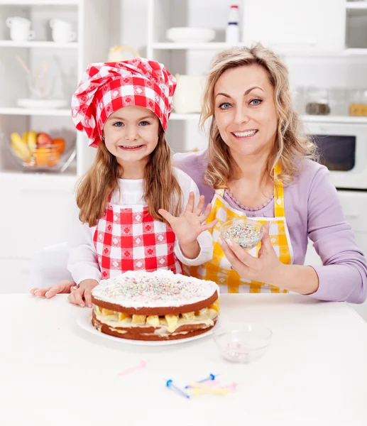 Making a cake for my birthday — Stock Photo, Image