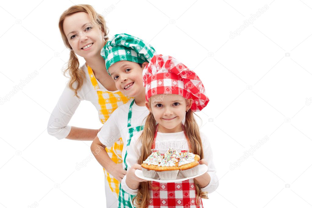Chefs brigade preparing muffins - woman with kids