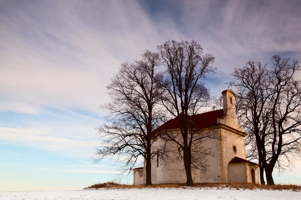遺跡の小さな教会 — ストック写真