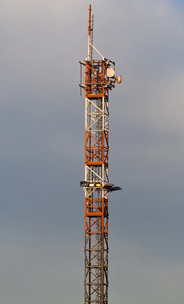 Torre de la antena —  Fotos de Stock