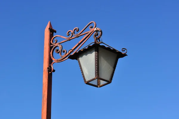 Lâmpada de rua velha — Fotografia de Stock
