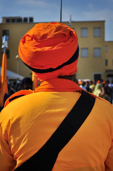 Indischer orangefarbener Turban — Stockfoto