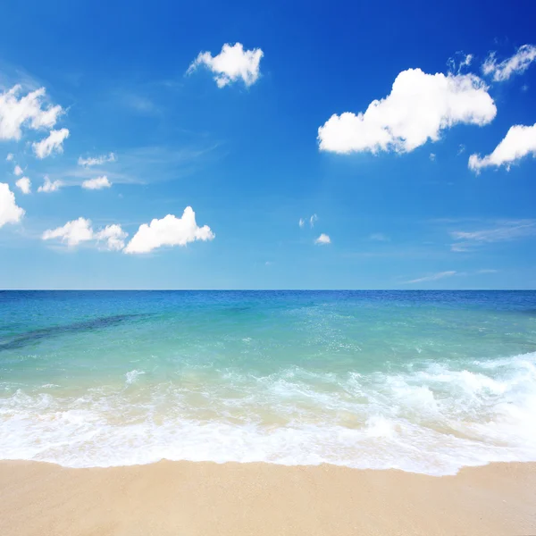 Krásné pláži vlny — Stock fotografie