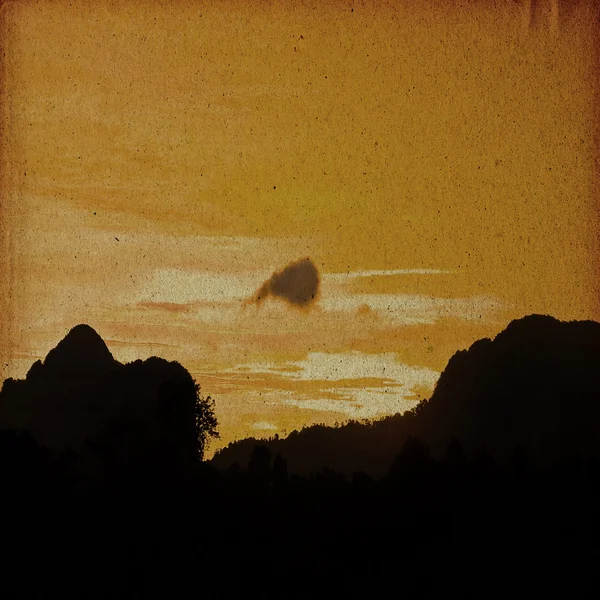 Ρετρό ηλιοβασίλεμα ουρανό — Φωτογραφία Αρχείου