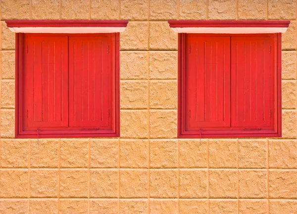 Röd windows — Stockfoto