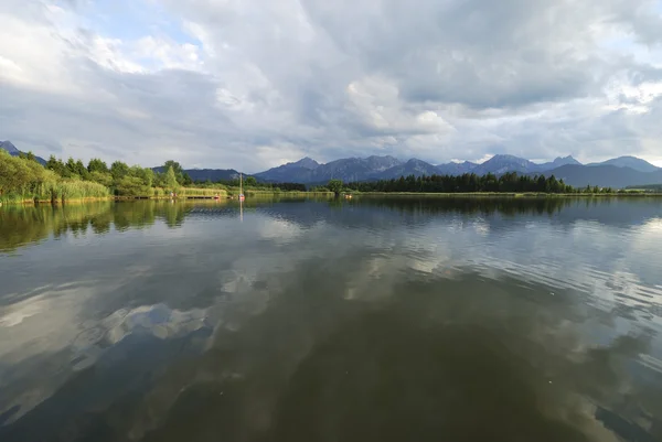Jezioro hopfsee — Zdjęcie stockowe