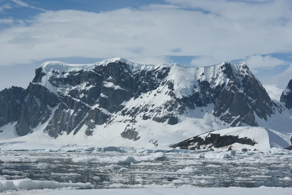 Berge der Antarktis - 5. — Stockfoto