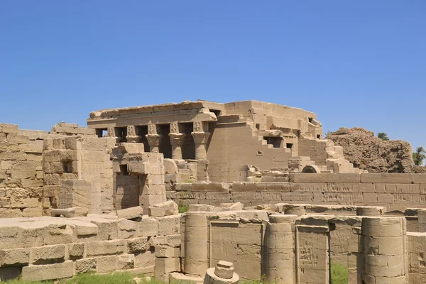 Overblijfselen van de tempel van dendera — Stockfoto