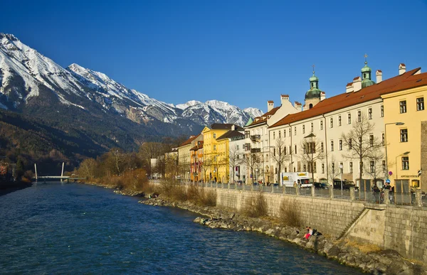 Inn río y ciudad en Innsbruck —  Fotos de Stock