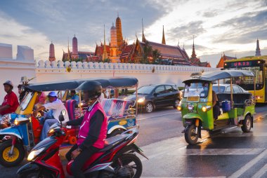 Bangkok-Dec 8:Traffic jam in front of Grand Palace clipart