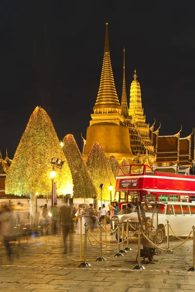 Wat pra kaew grand palace éjszaka bangkok, Thaiföld — Stock Fotó