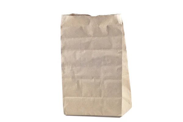 分離の白い背景の上の紙バッグ — ストック写真