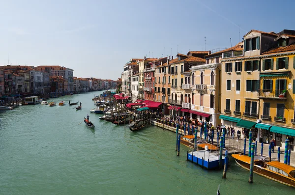 Grand canal z gondolą, Wenecja — Zdjęcie stockowe