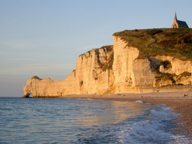 günbatımı etretat, normany, Fransa