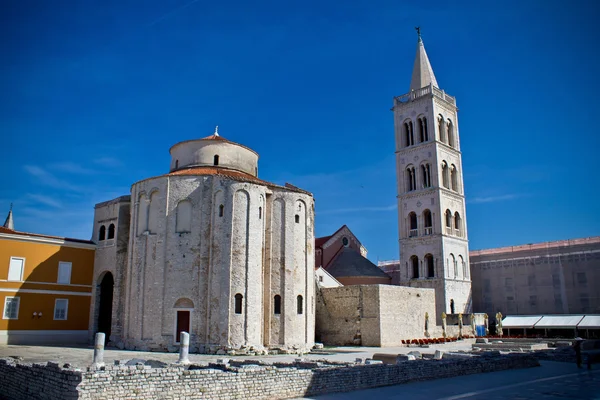 Antigua iglesia en la ciudad de Zadar —  Fotos de Stock