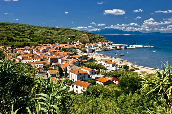 Dalmatien ön susak byn och hamnen — Stockfoto