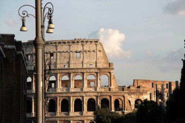 Colosseo sokak görünümü