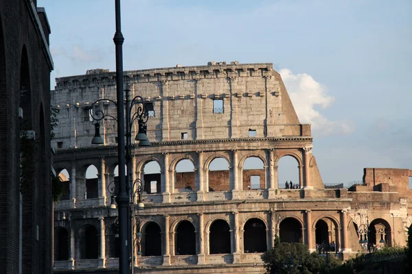 Colosseo vista strada n.2 — Foto Stock
