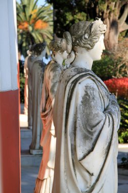 Achilleion statue clipart