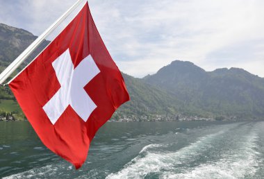 tekne İsviçre bayrağı.