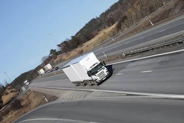 Grand transport par camion blanc — Photo