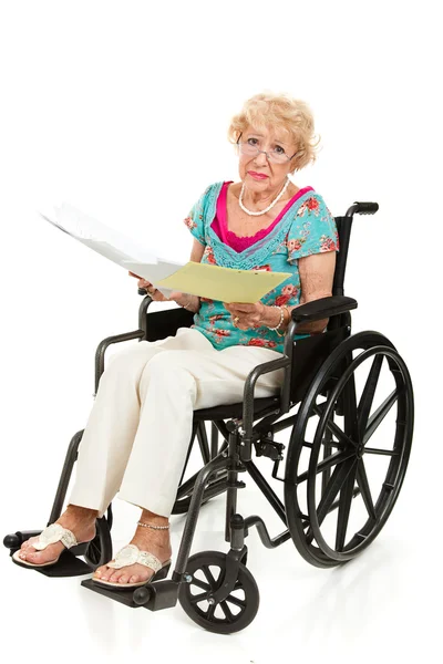 Behinderte Senioren - Arztrechnungen — Stockfoto