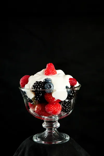 Berries and Yogurt with Copyspace — Stock Photo, Image