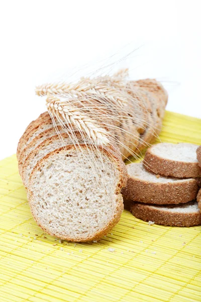 Vers brood op een bamboe servet. — Stockfoto