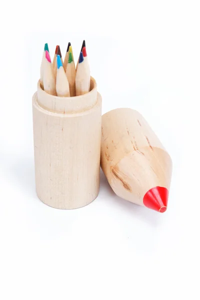 Zár-megjelöl-ból különböző színű színes ceruza fehér háttérben felett — Stock Fotó