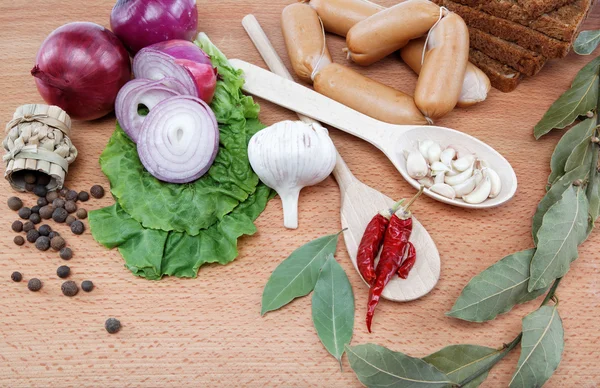 Gezonde voeding. verse groenten op een witte achtergrond. — Stockfoto