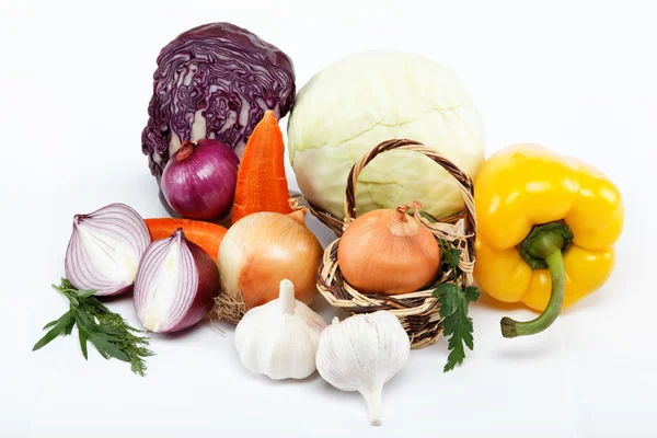 Comida saludable. Verduras frescas sobre fondo blanco . —  Fotos de Stock
