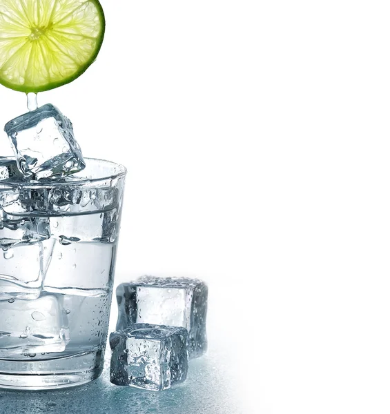 Vatten med citron — Stockfoto
